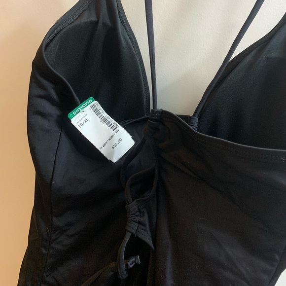 Brand New Back One Piece - Picture 2 of 5